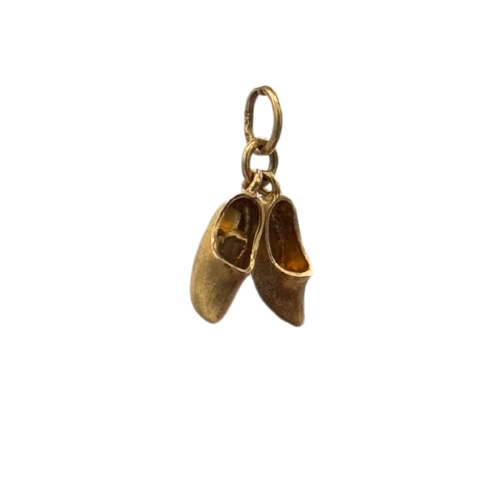 18K Yellow Pair of brushed finished Clogs-