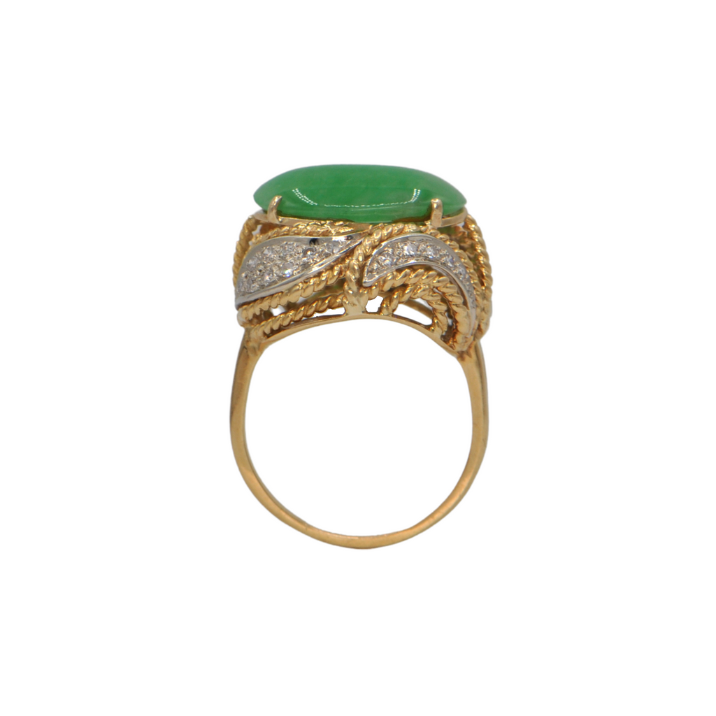 Retro Jade and Diamond 18k Gold Ring