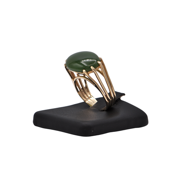 Retro Nephrite Jade 14K Gold Ring