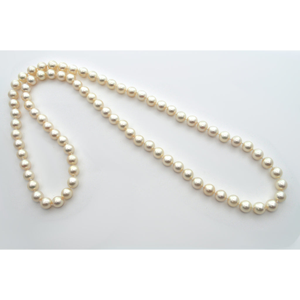 Estate 8.5 - 9 mm Japanese Akoya Pearl Necklace 31.5" (No Clasp) + Montreal Estate Jewelers