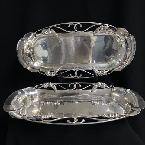 Private Collection Vintage Crumline Heavy Silver Plate on Jewelers Bro –  Carl & Priscilla