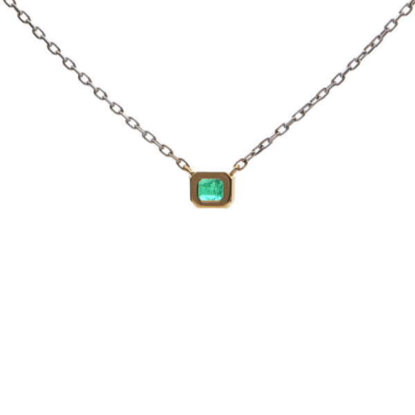 Daisy Exclusive Emerald Two-Toned Gold Necklace + Montreal Estate Jewelers