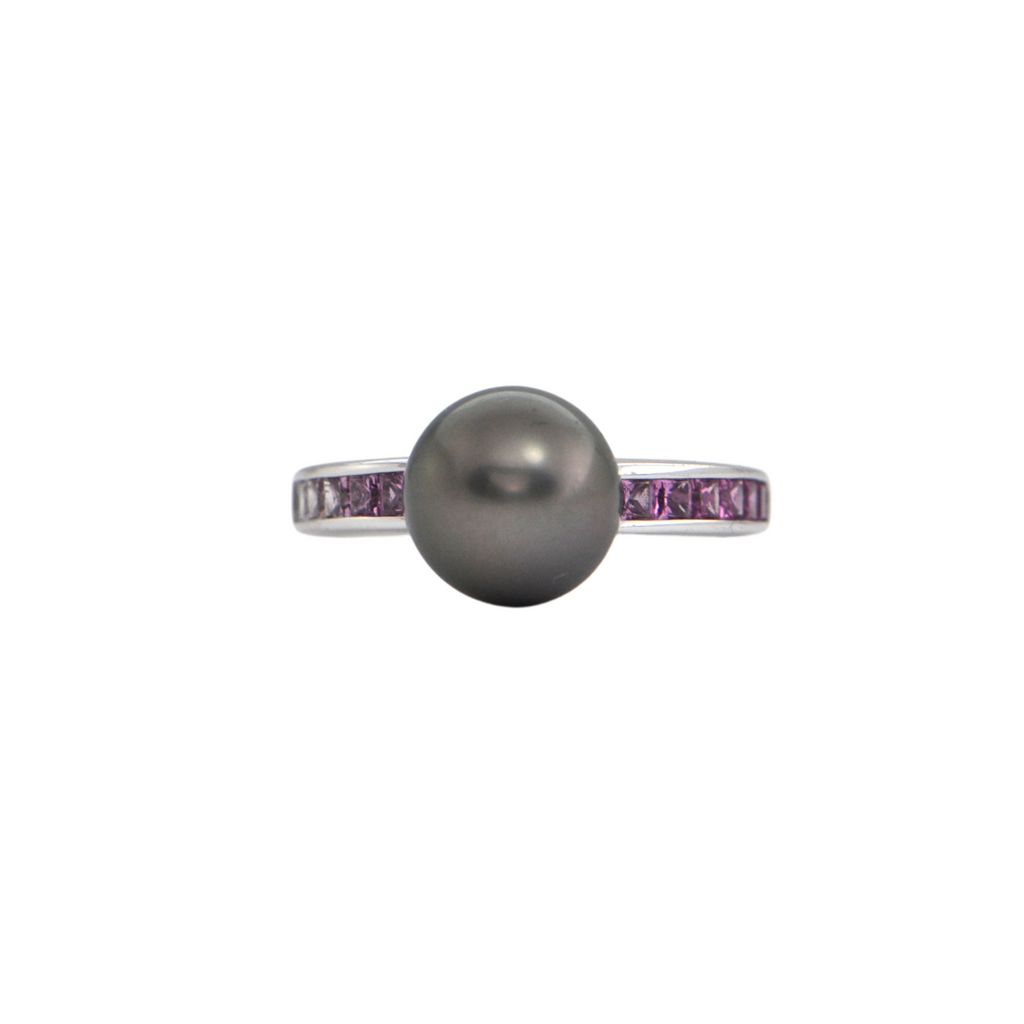 Estate Mikimoto Elements of Fire Collection Tahitian Pearl and Sapphire Gold Ring + Montreal Estate Jewelers