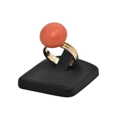 Antique Coral and Vintage 18K Gold Ring